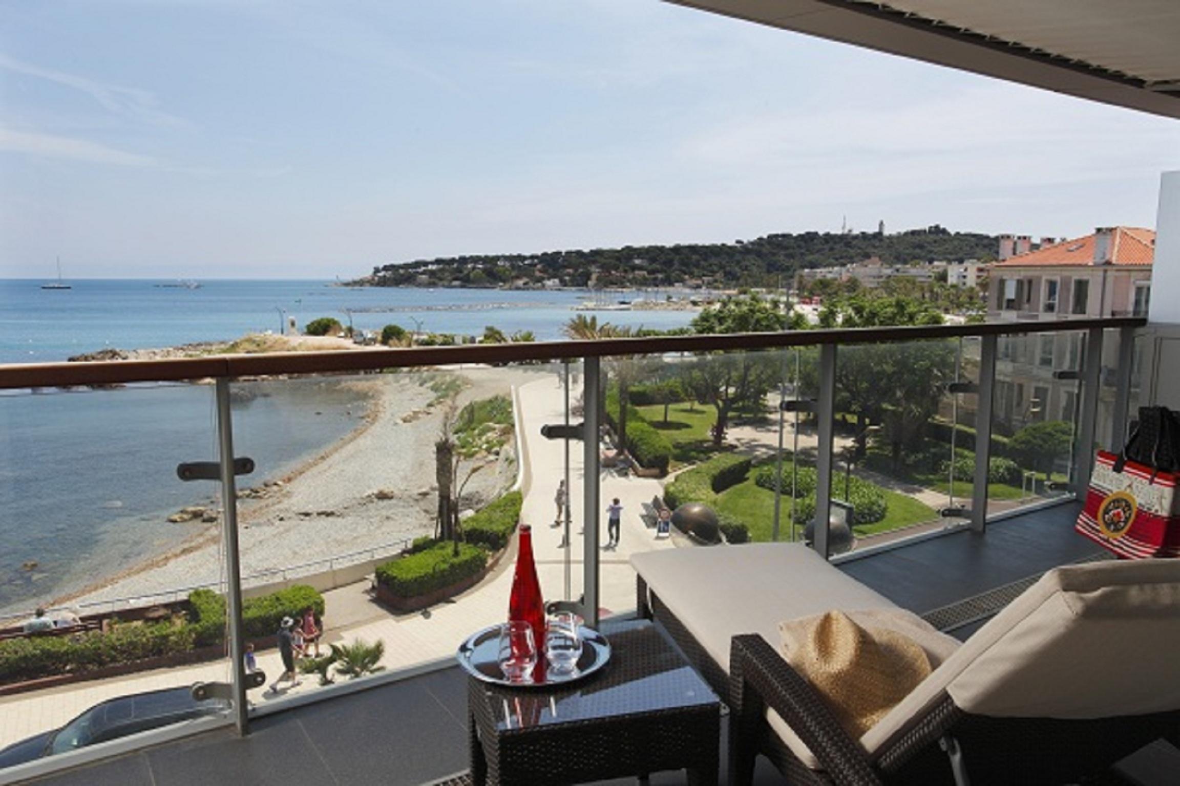 Royal Antibes - Luxury Hotel, Residence, Beach & Spa Zewnętrze zdjęcie
