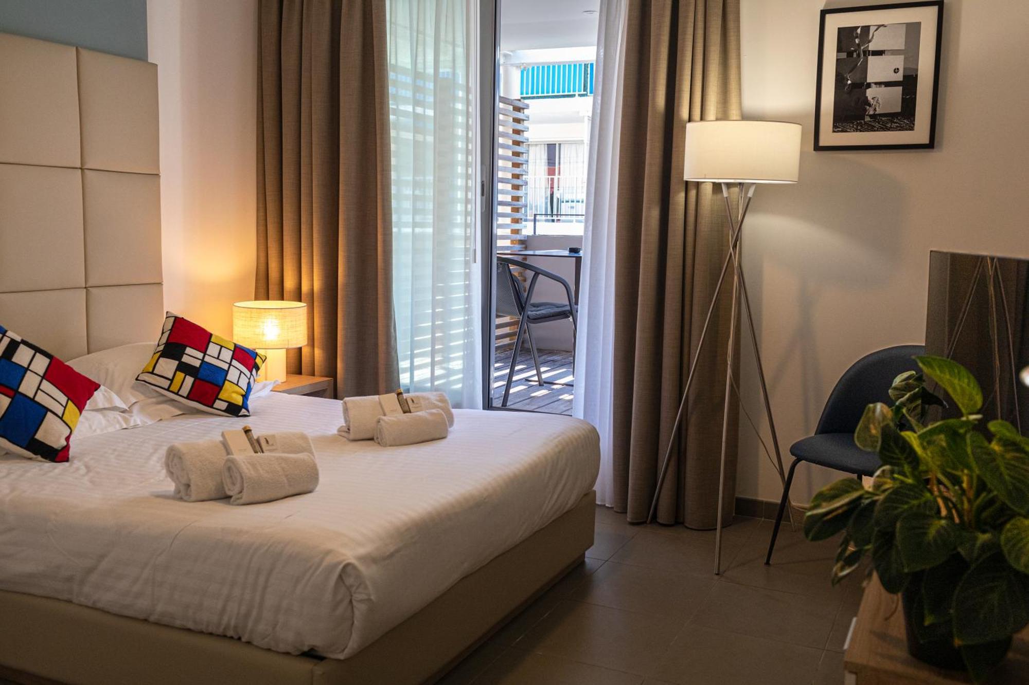 Royal Antibes - Luxury Hotel, Residence, Beach & Spa Zewnętrze zdjęcie